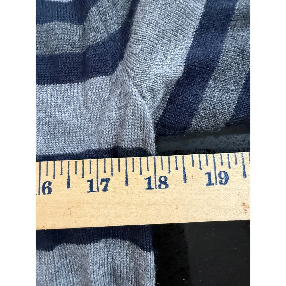 Banana Republic Mens Merino Wool Striped Crewneck Sweater Grey Navy Blue Medium